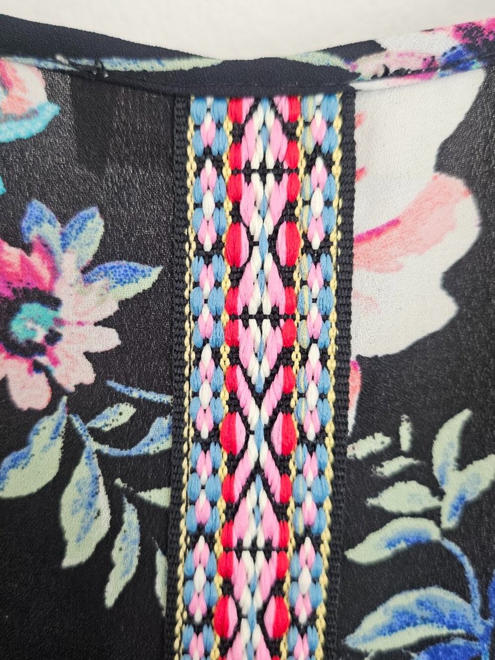 Meraki Black Floral Boho Kimono Cardigan with Embroidered Trim Small - Picture 6 of 8